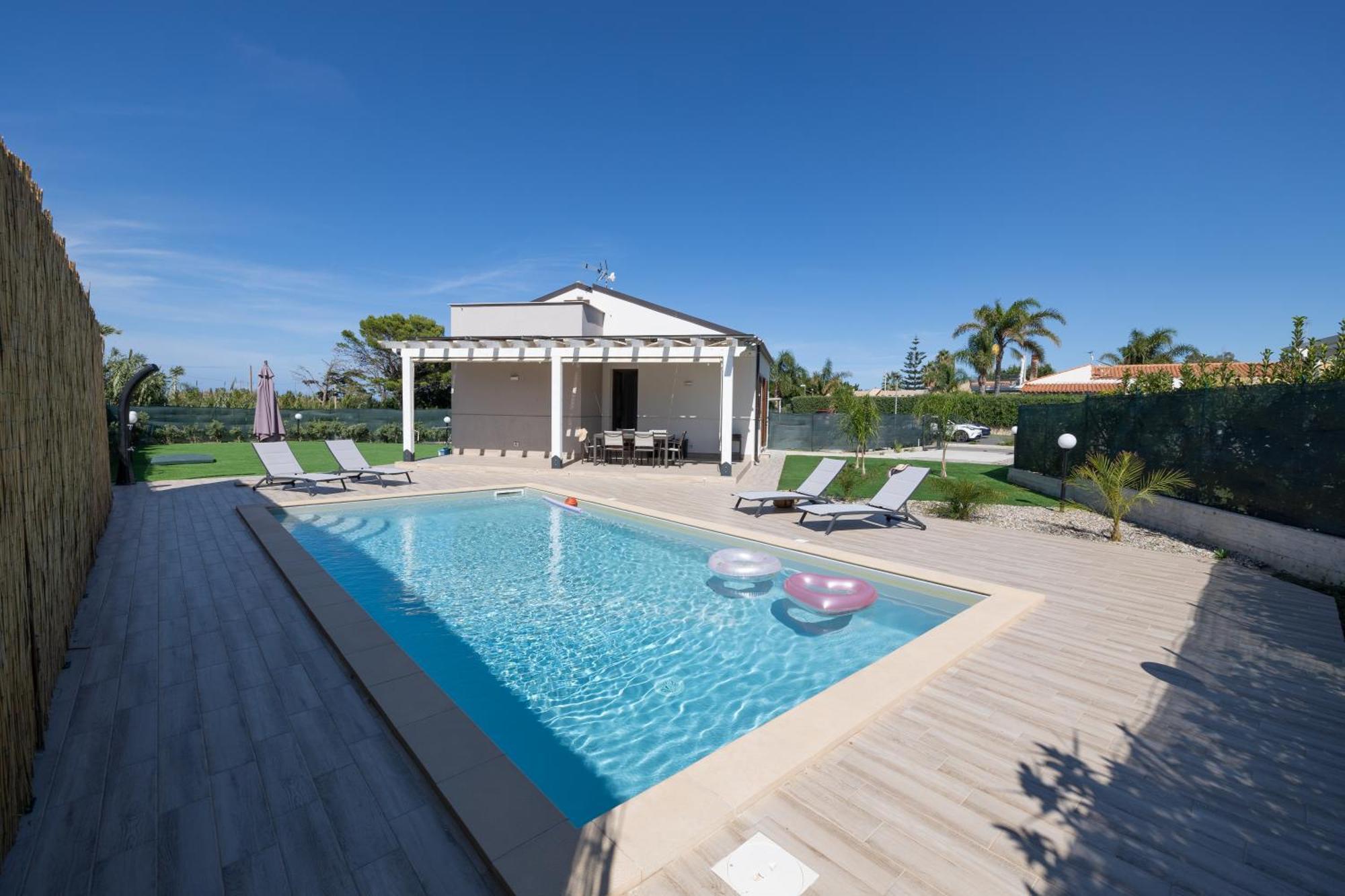 Villa Giada Кампофеличе ди Рокела Екстериор снимка