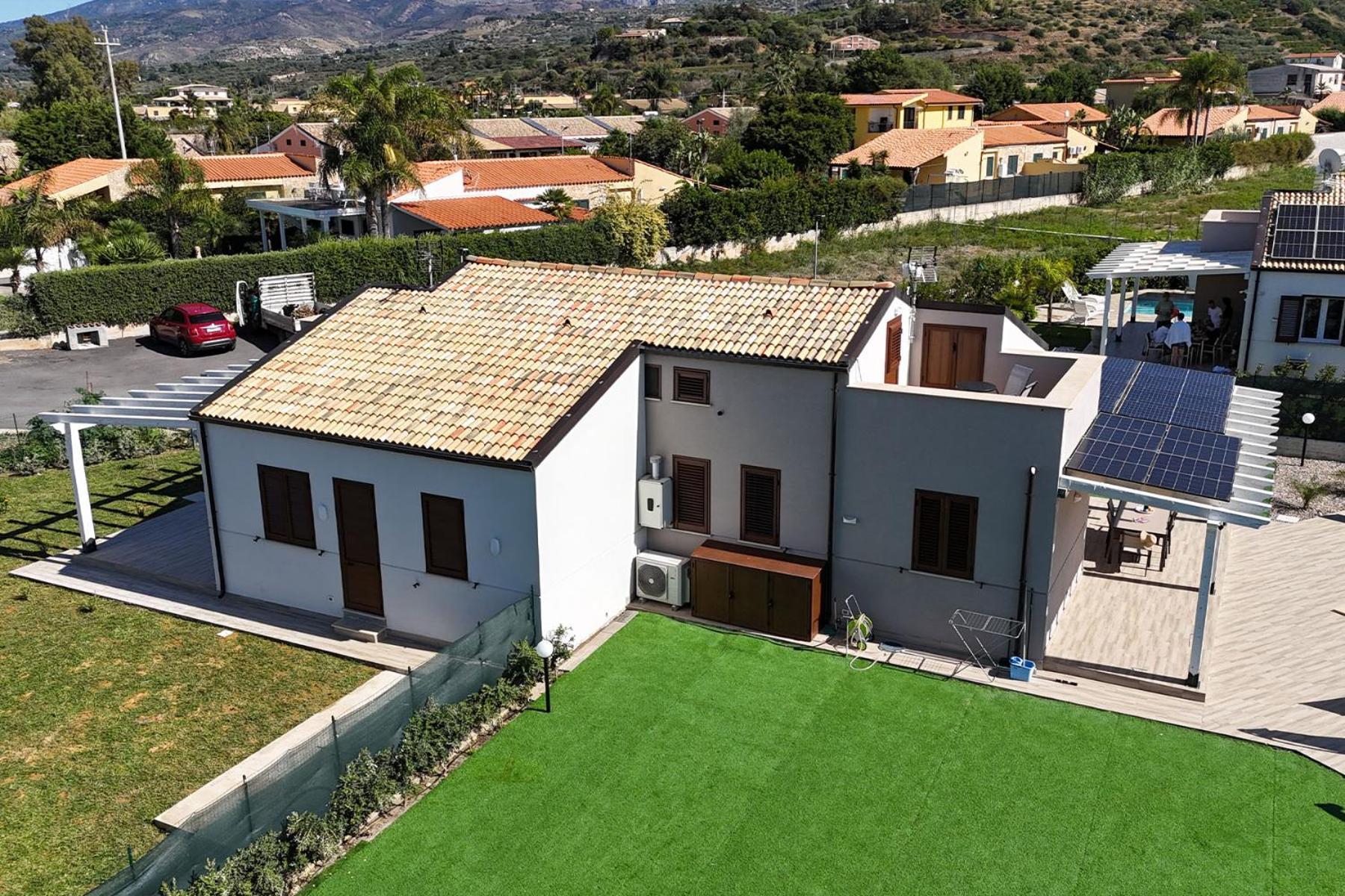 Villa Giada Кампофеличе ди Рокела Екстериор снимка